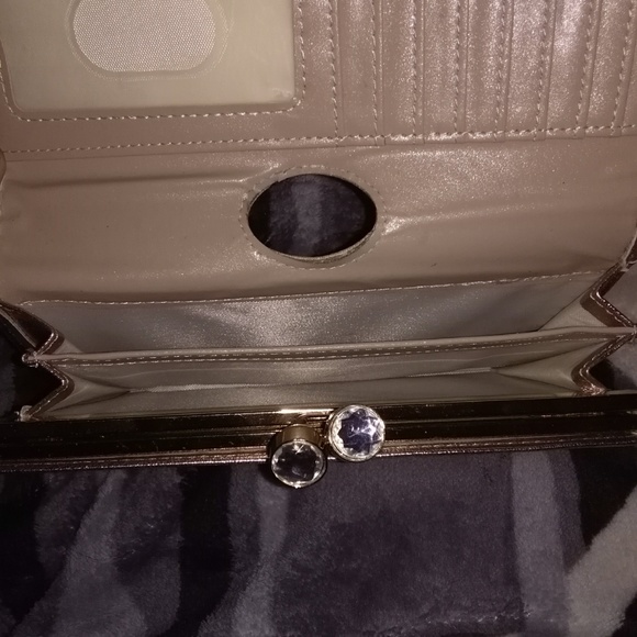 Jeweled Wallet - Picture 2 of 3